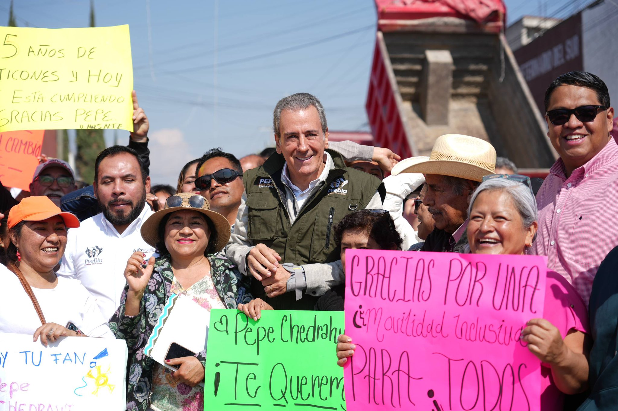 Pepe Chedraui impulsa modernización vial en Camino Viejo a Balcones